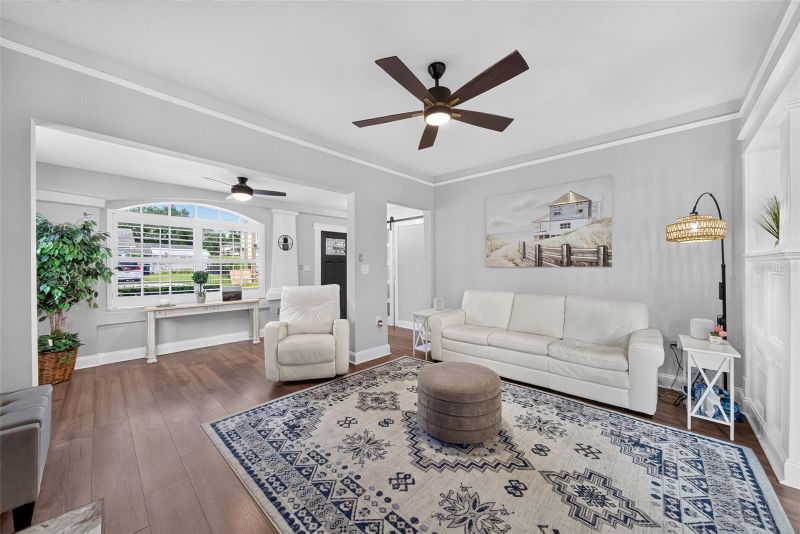 1625 S Eola Dr, Orlando, FL 32806