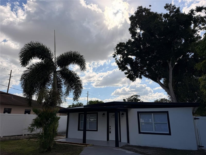 5808 N Lois Ave, Tampa, FL 33614