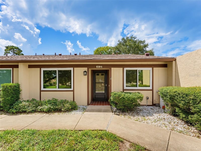 8330 High Point Cir #6, Port Richey, FL 34668