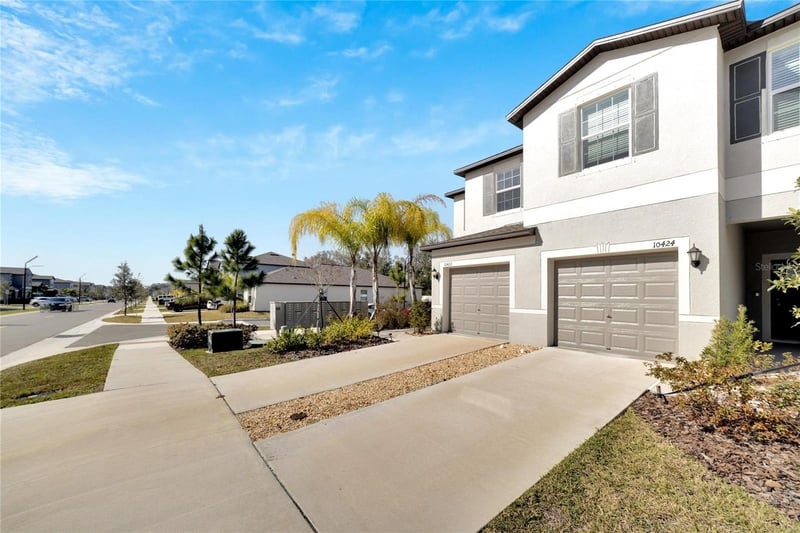 10422 Shady Preserve Dr, Riverview, FL 33578