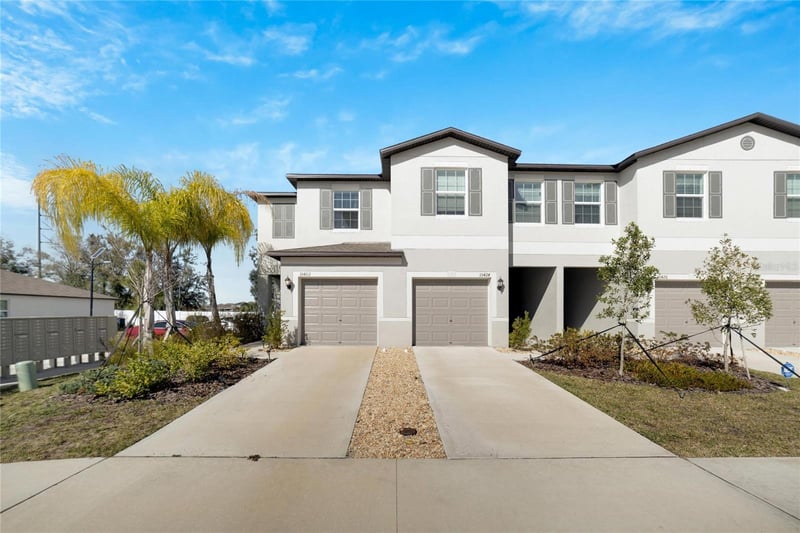 10422 Shady Preserve Dr, Riverview, FL 33578