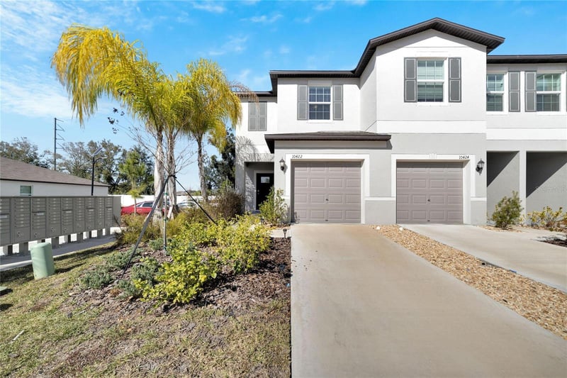 10422 Shady Preserve Dr, Riverview, FL 33578