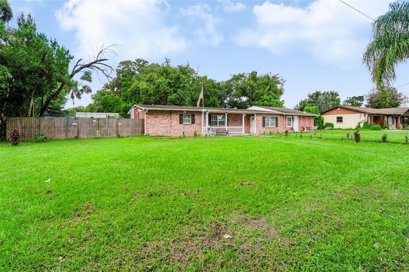 2409 Giddens Ave, Seffner, FL 33584