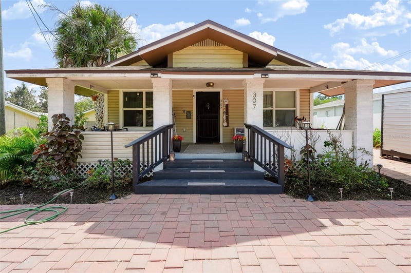307 W Cherry St, Plant City, FL 33563