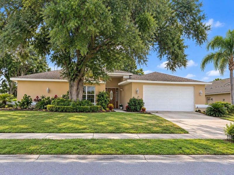 13727 Maritime Ct, Hudson, FL 34667