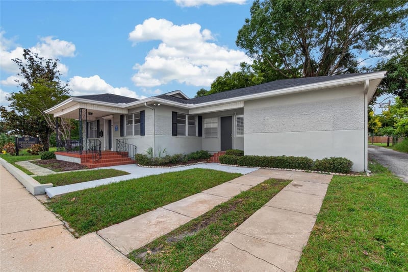902 N Armenia Ave, Tampa, FL 33609