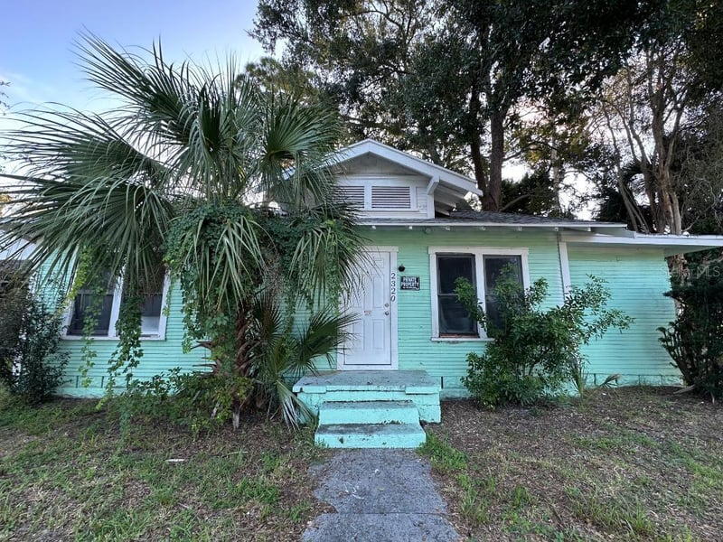 2320 5th St S, St Petersburg, FL 33705