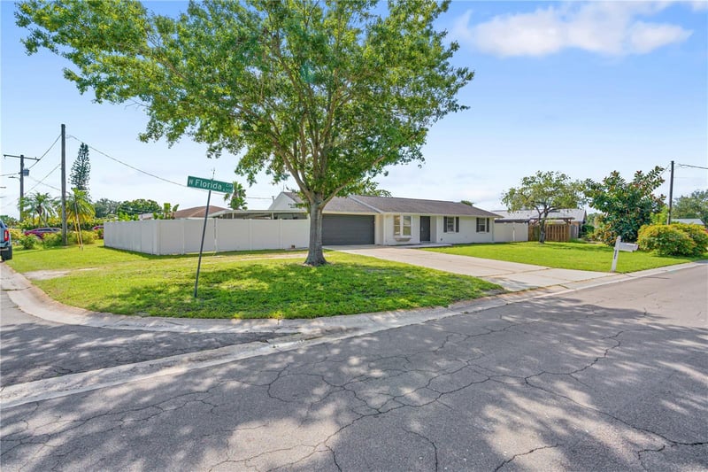 6321 Florida Cir W, Apollo Beach, FL 33572