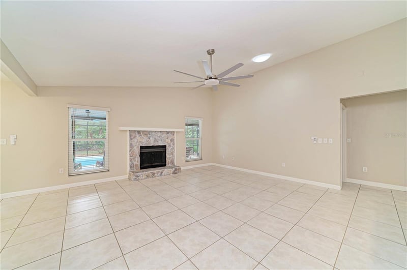 4502 33rd Ave W, Bradenton, FL 34209
