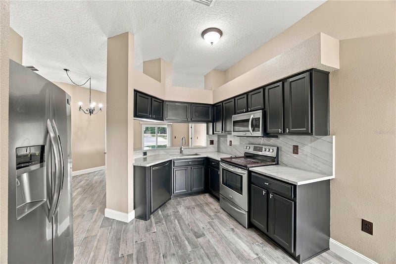 7919 Merchantville Cir, Zephyrhills, FL 33540