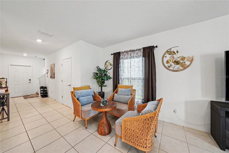 6300 Beverly Hills Dr, Zephyrhills, FL 33541