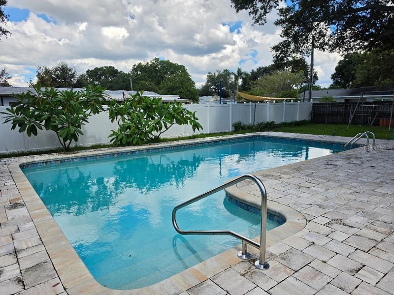 4601 W Price Ave, Tampa, FL 33611