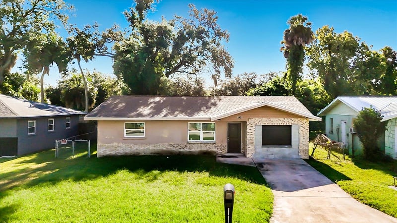 1409 17th St E, Bradenton, FL 34208