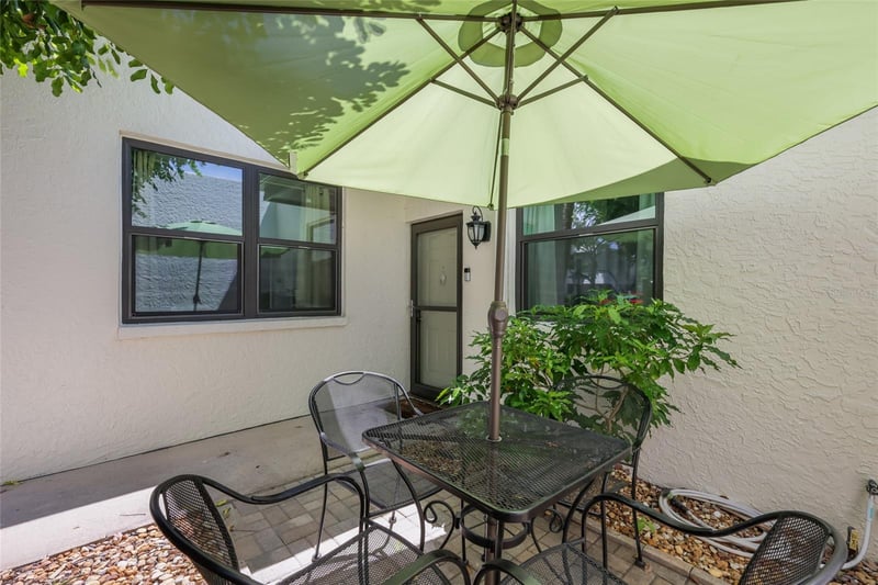 226 Sherwood Dr, Bradenton, FL 34210