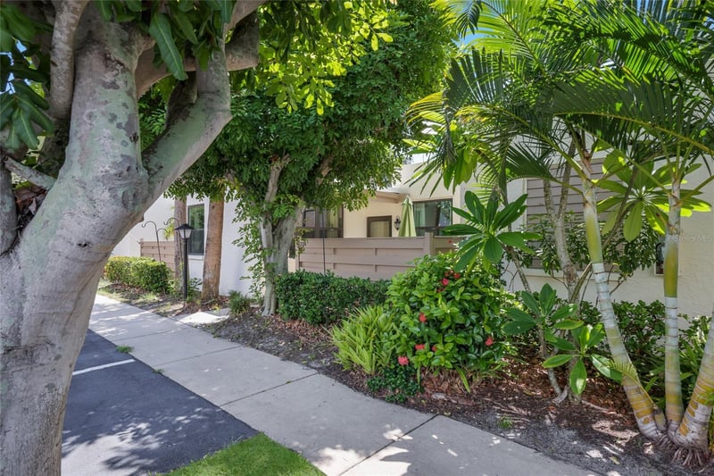 226 Sherwood Dr, Bradenton, FL 34210