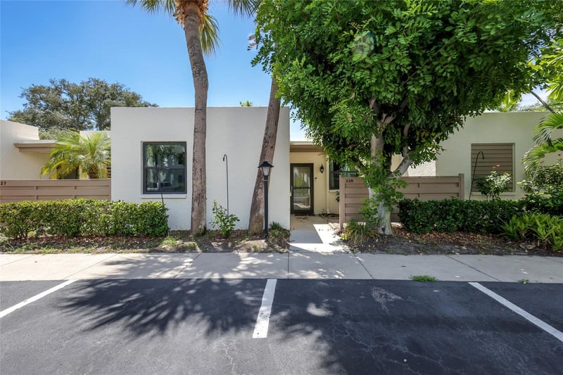 226 Sherwood Dr, Bradenton, FL 34210