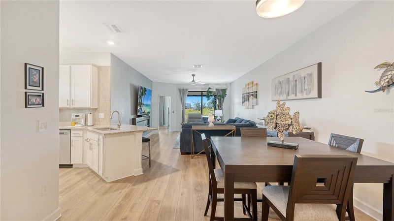15324 Sunny Day Dr, Bradenton, FL 34211