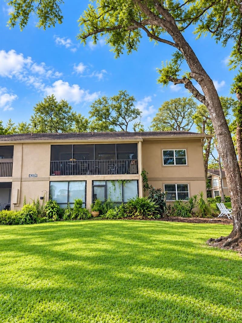4209 Winding Moss Trl #201, Tampa, FL 33613