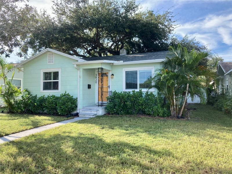 3820 Burlington Ave N, St Petersburg, FL 33713