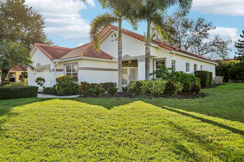 5814 Fairwoods Cir, Sarasota, FL 34243