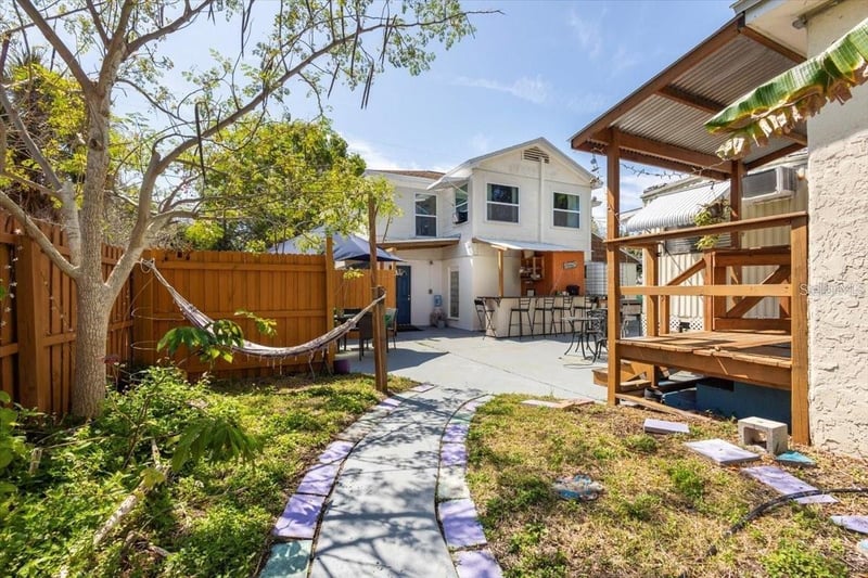 1901 3rd St S, St Petersburg, FL 33705