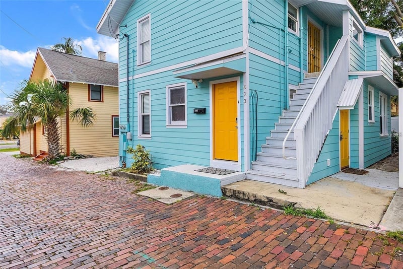 623 Mound Park Way S, St Petersburg, FL 33701