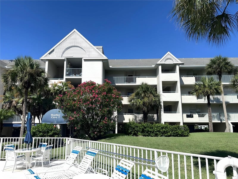 5537 Sea Forest Dr #304, New Port Richey, FL 34652