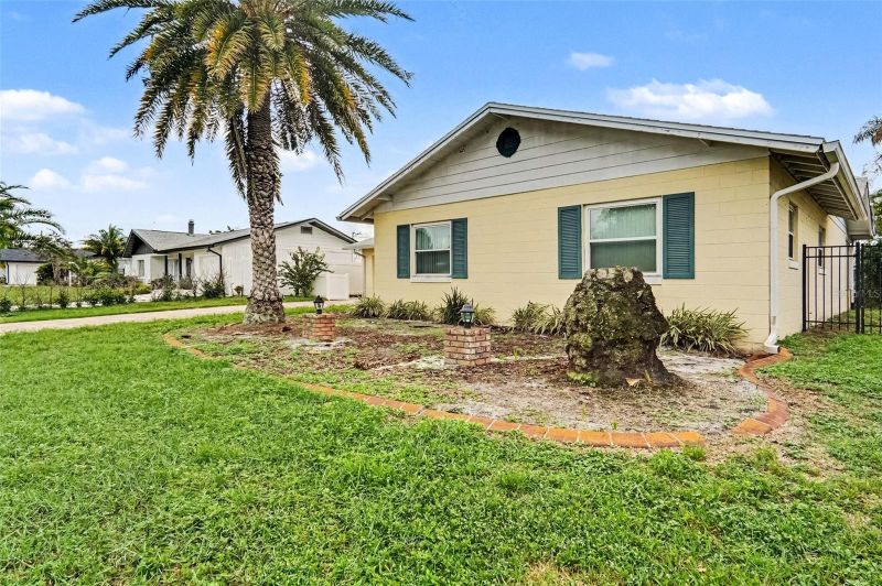 2818 Ambergate Rd, Winter Park, FL 32792
