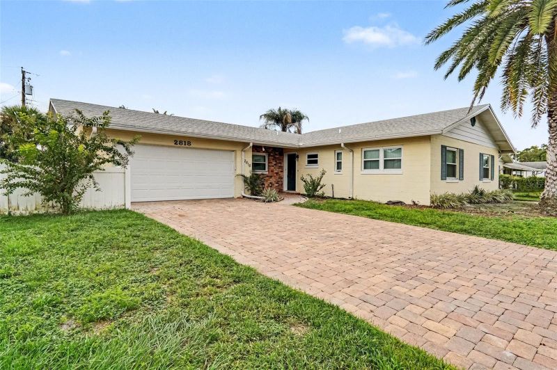 2818 Ambergate Rd, Winter Park, FL 32792
