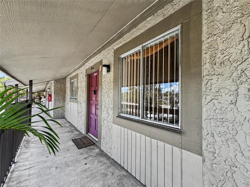 6328 Newtown Cir #B4, Tampa, FL 33615