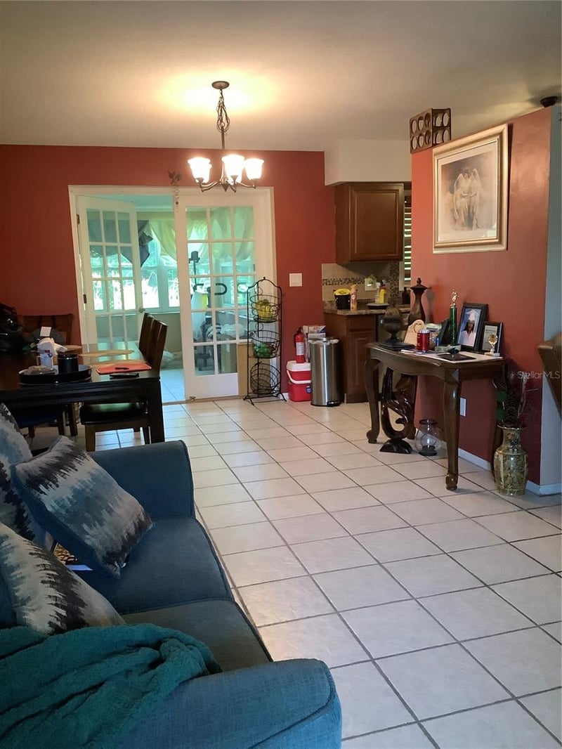 819 62nd Ave S, St Petersburg, FL 33705