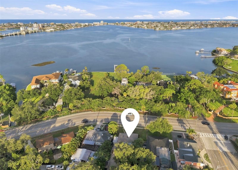 443 Park St N, St Petersburg, FL 33710