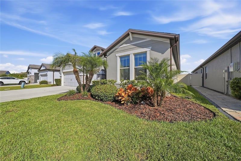 10712 Green Harvest Dr, Riverview, FL 33578
