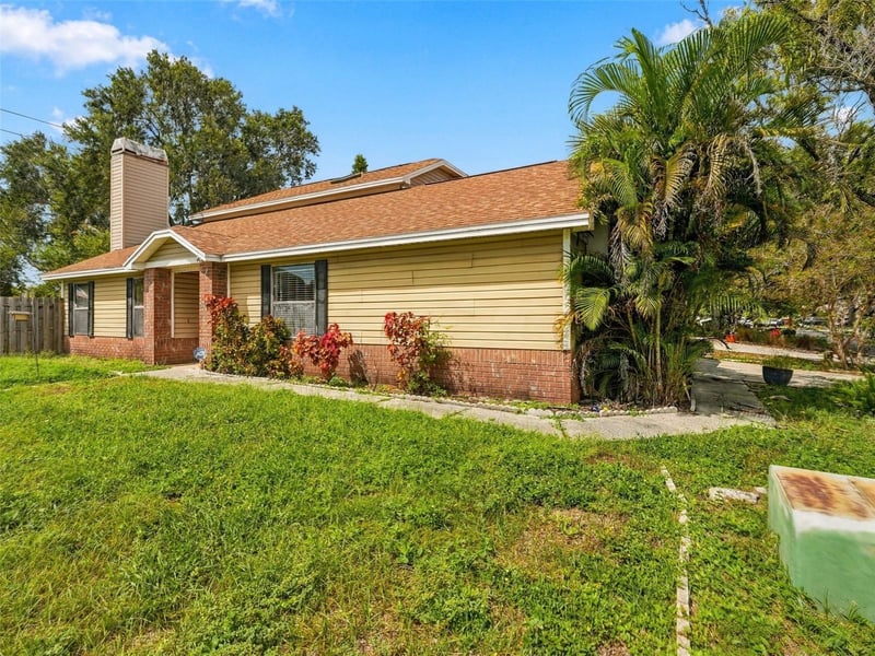 2184 Springrain Dr, Clearwater, FL 33763