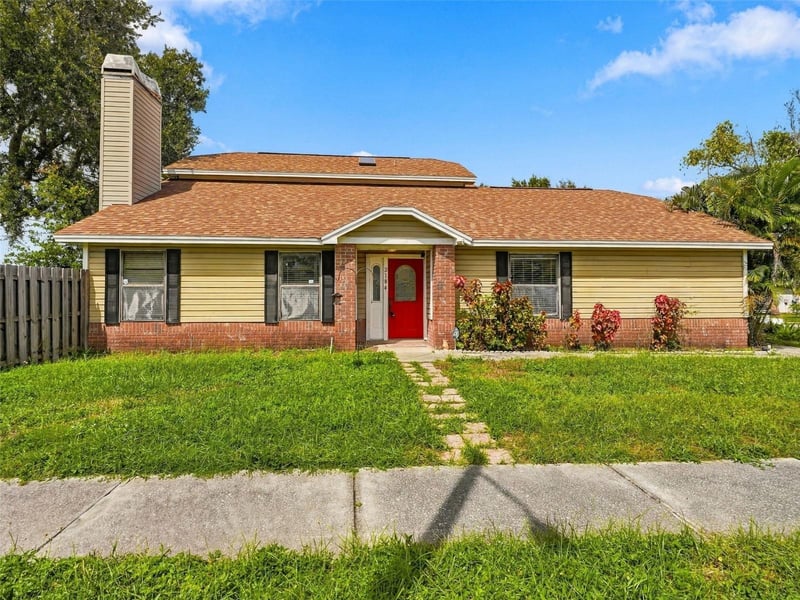 2184 Springrain Dr, Clearwater, FL 33763