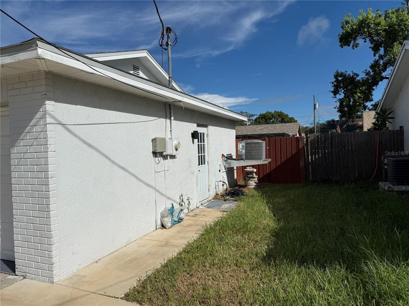 8611 Longboat Ln, Hudson, FL 34667