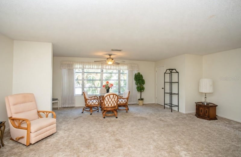 5501 80th St N #303, St Petersburg, FL 33709