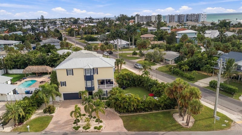 303 58th St, Holmes Beach, FL 34217