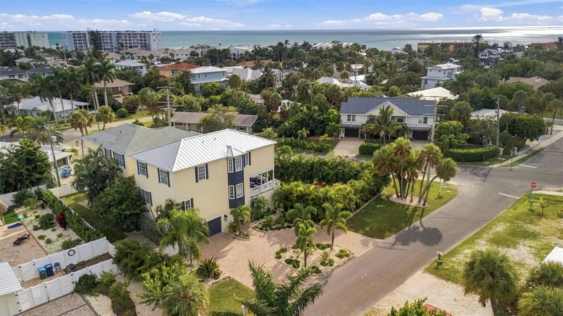 303 58th St, Holmes Beach, FL 34217