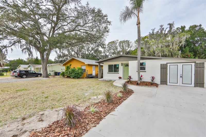 2028 N Betty Ln, Clearwater, FL 33755