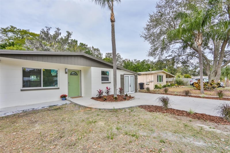 2028 N Betty Ln, Clearwater, FL 33755