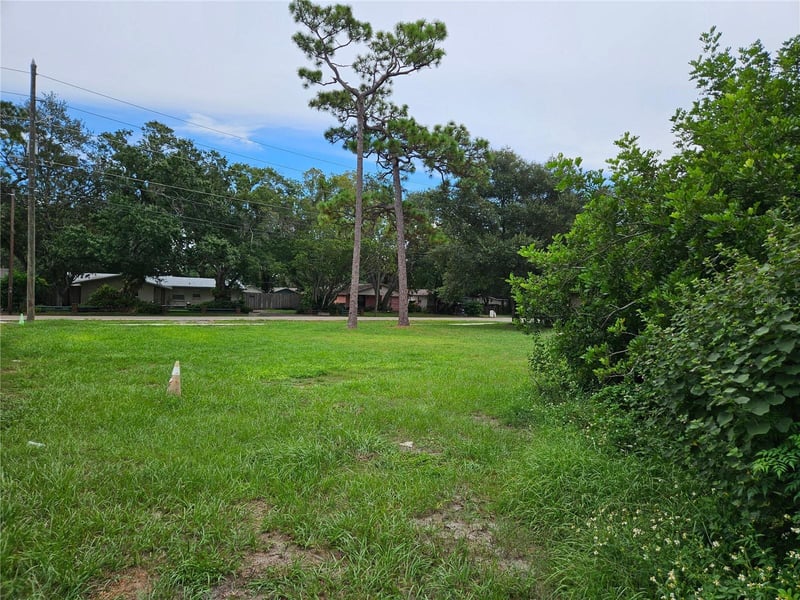 15088 Avalon Ave, Clearwater, FL 33760