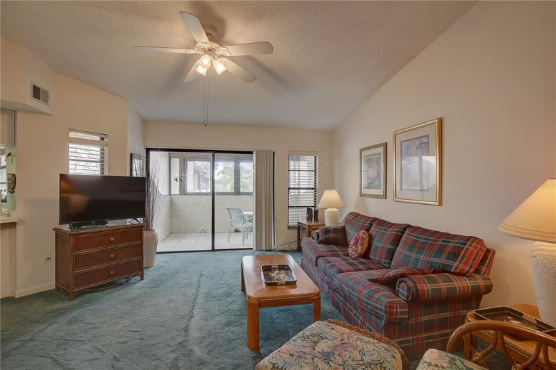 2595 Cyprus Dr #4-219, Palm Harbor, FL 34684