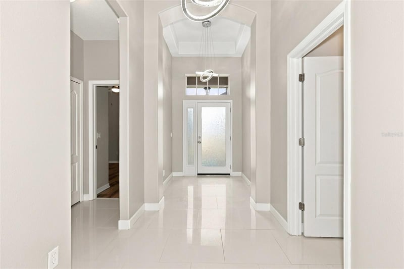 1028 Appian Pl, Wesley Chapel, FL 33543