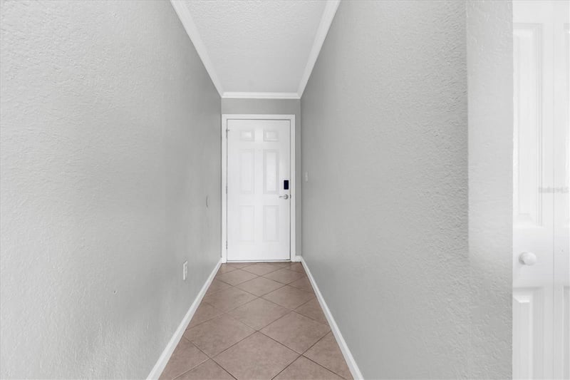 10103 Sailwinds Blvd N #105, Largo, FL 33773