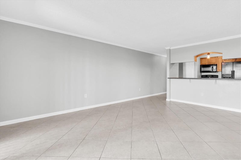 10103 Sailwinds Blvd N #105, Largo, FL 33773