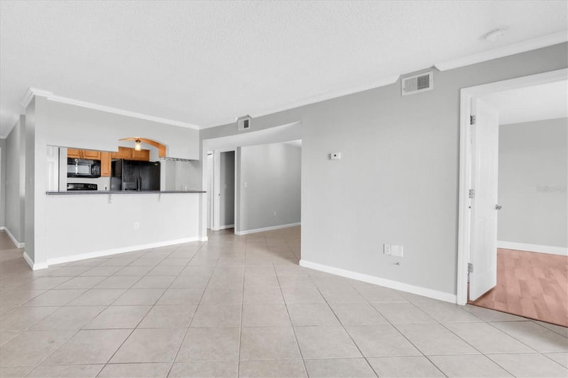 10103 Sailwinds Blvd N #105, Largo, FL 33773