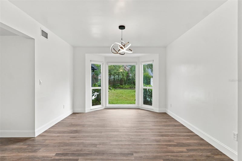 6107 Oak Fern Ct, Temple Terrace, FL 33617