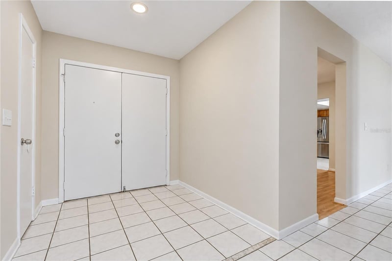 15819 Deep Creek Ln, Tampa, FL 33624