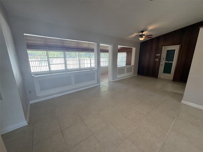 331 Shirley Ave, Belleair, FL 33756